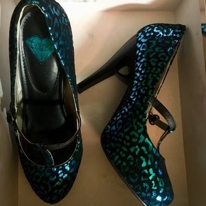 Platform adorable heels